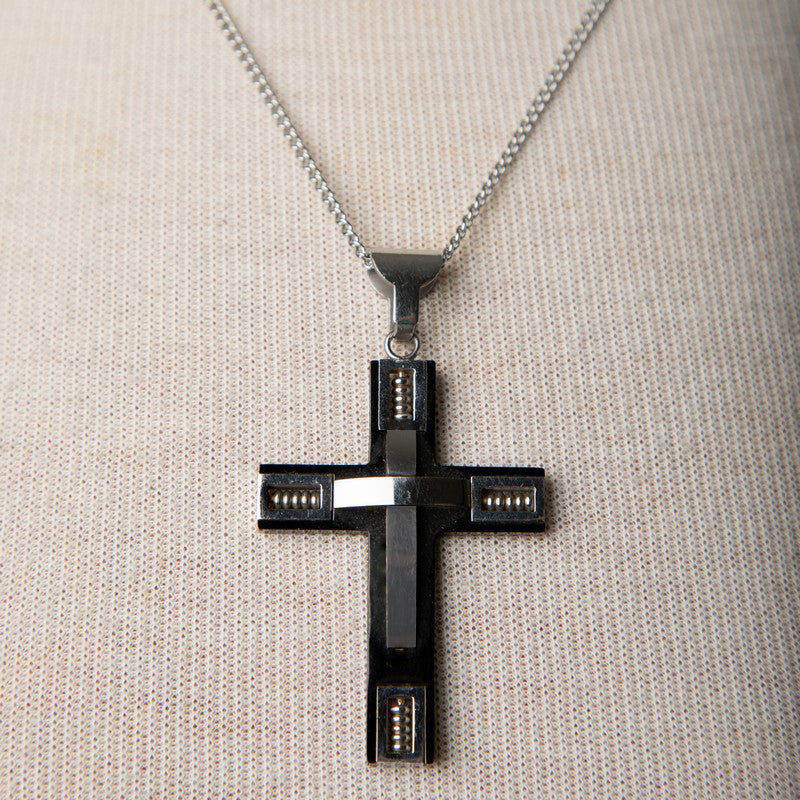 Jennifer’s Unisex Stainless Cross Necklace