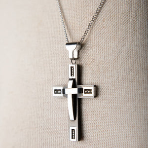 Jennifer’s Unisex Stainless Cross Necklace