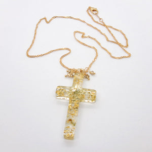 Kelly's Floral Resin Cross Necklace